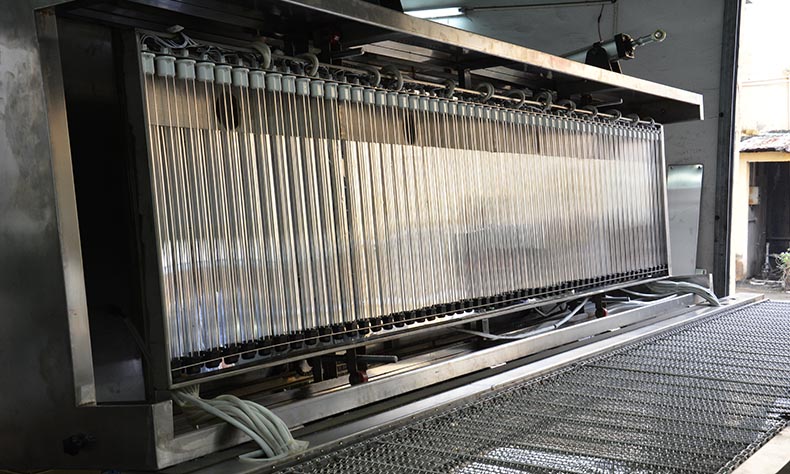 硅膠UV改質(zhì)機.jpg 硅膠UV改質(zhì)機.jpg